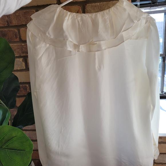 100% Silk J Crew Blouse - Picture 2 of 2